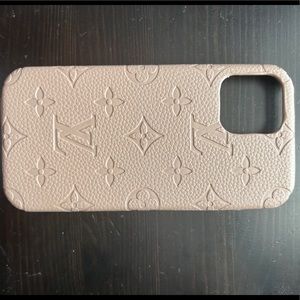 IPhone 12 Pro Max Louis Vuitton case
